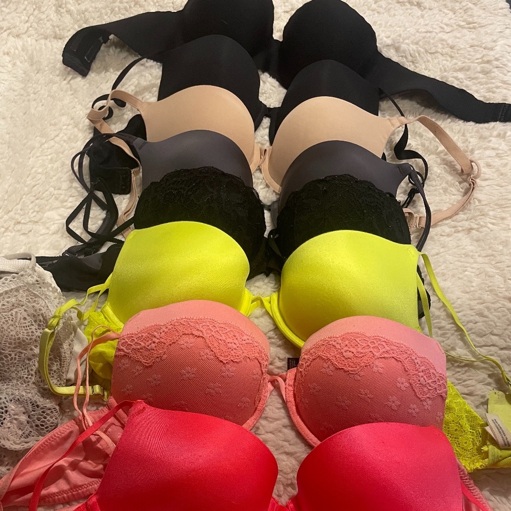PRETTY IN 34 B